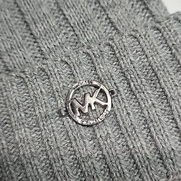 Michael Kors Cable Knit Pom Beanie Hat - Picture 2 of 8